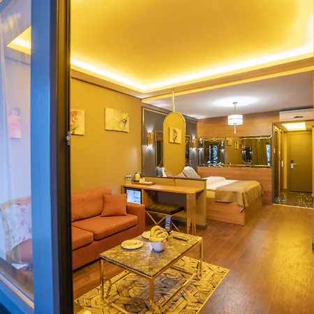 216 Eagle Palace Otel