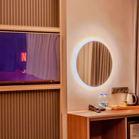 Отель 216 Eagle Palace