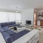 호텔 216 Eagle Palace
