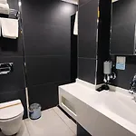 216 Eagle Palace Hotel 3*