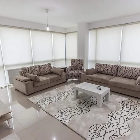 Ξενοδοχείο 216 Eagle Palace 3*