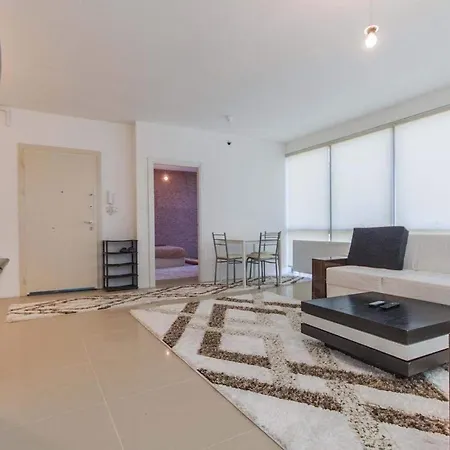 216 Eagle Palace Ξενοδοχείο