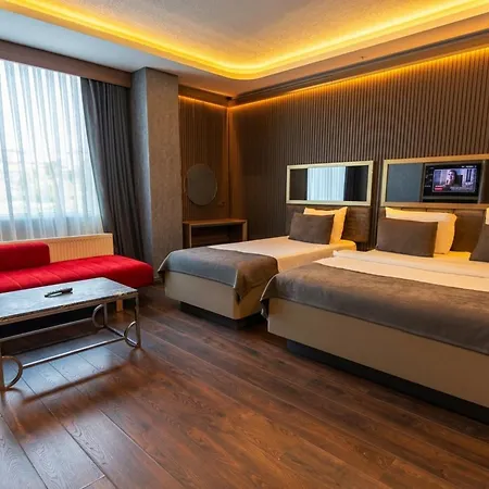 216 Eagle Palace Hotel 3*