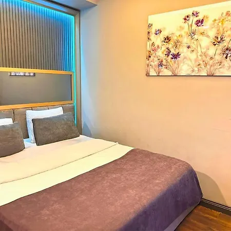 Hotel 216 Eagle Palace 3*