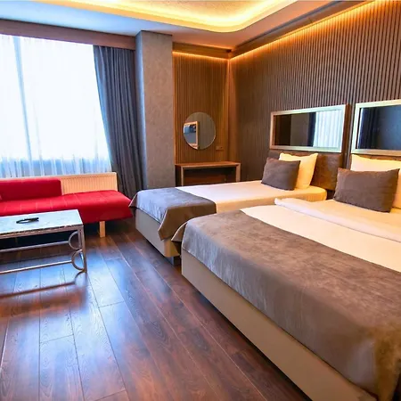 216 Eagle Palace Hotel