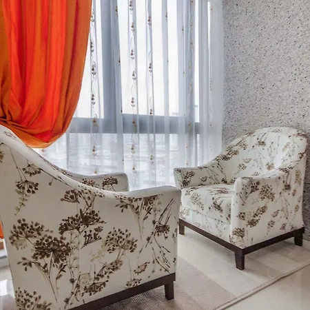 Otel 216 Eagle Palace