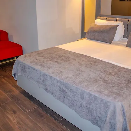 216 Eagle Palace Estambul